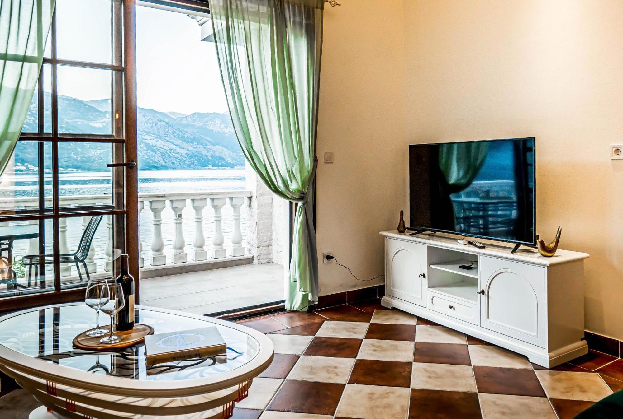 Villa Chantal Kotor Oda fotoğraf